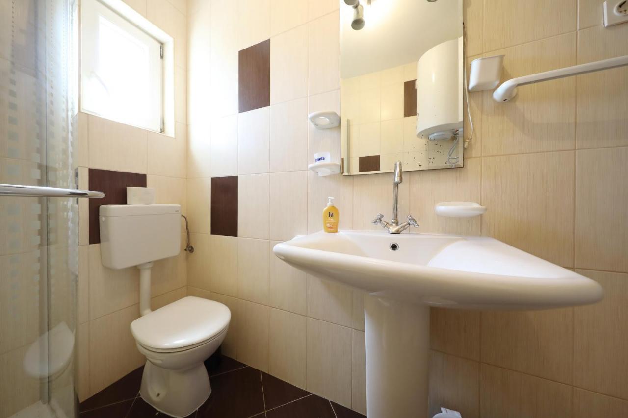 Ap Roko&Dina Apartment Нин Екстериор снимка