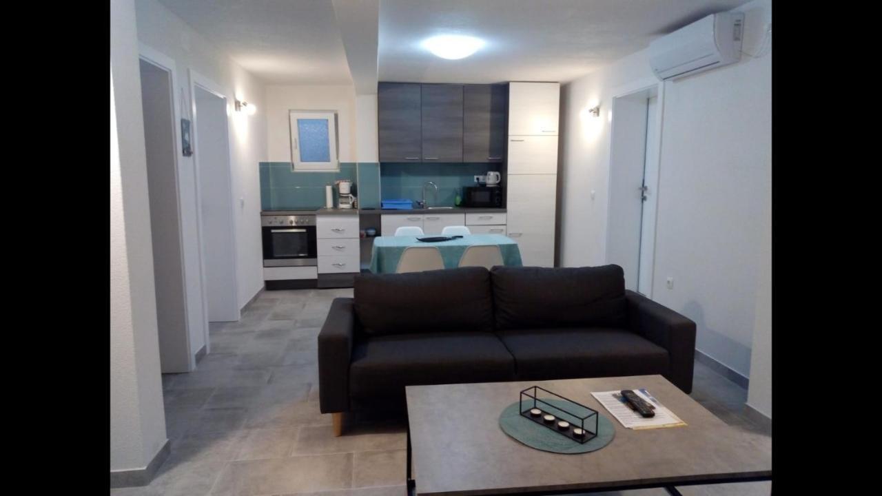 Ap Roko&Dina Apartment Нин Екстериор снимка