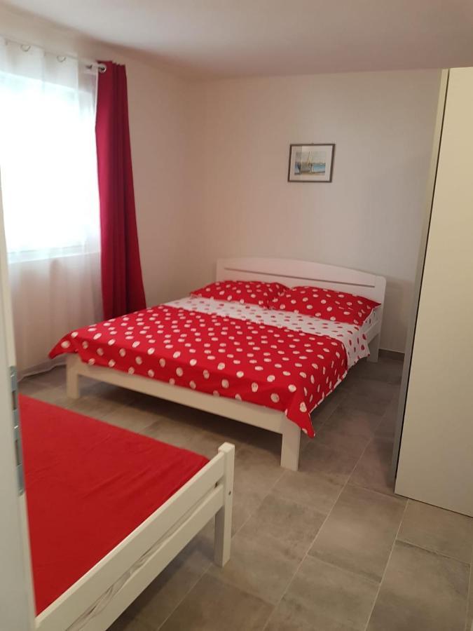 Ap Roko&Dina Apartment Нин Екстериор снимка
